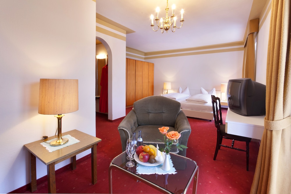 Kneipp Kur und Tagungshotel Luitpold 25/30