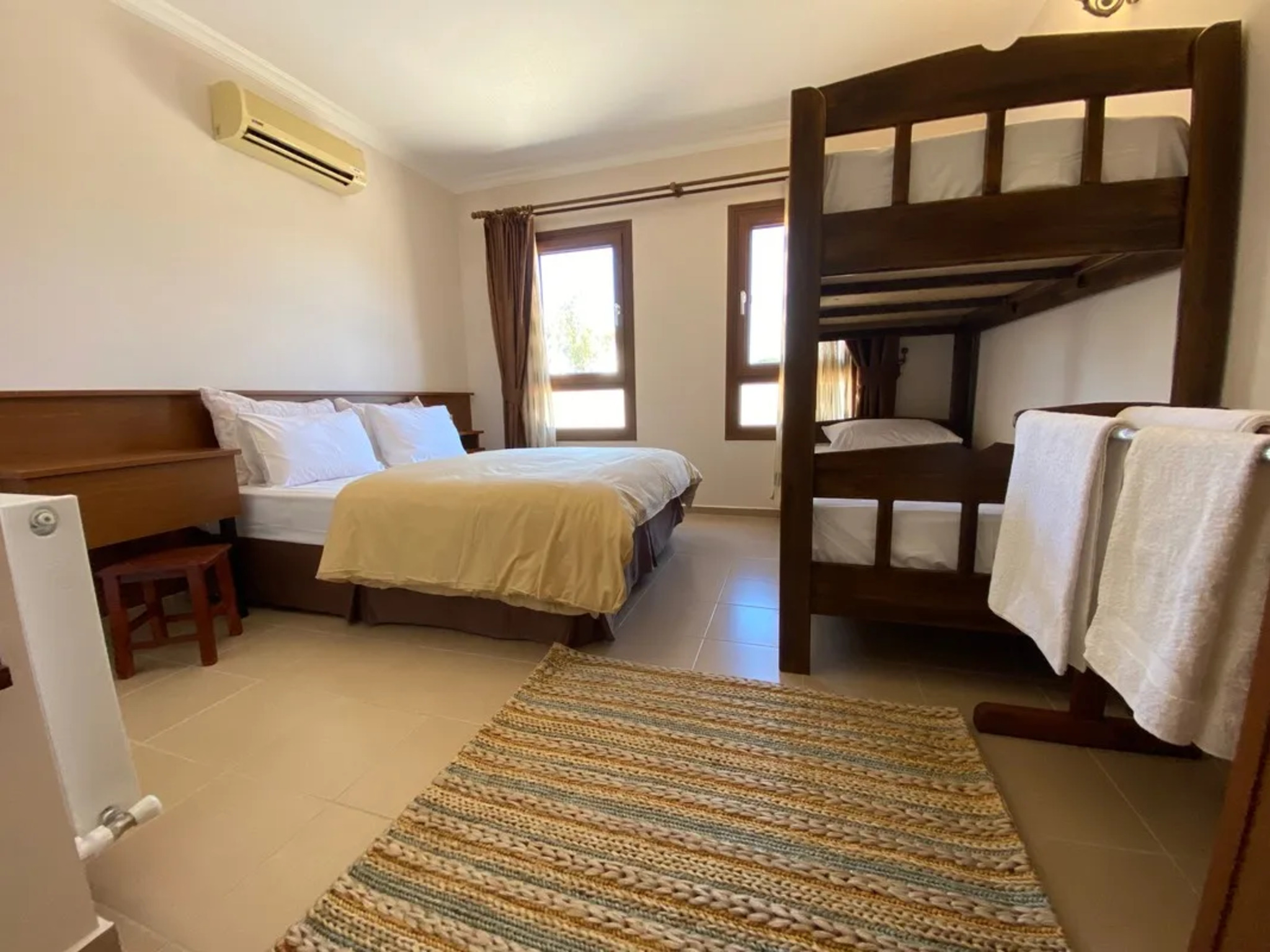 Ayisigi Otel Cunda 15/25