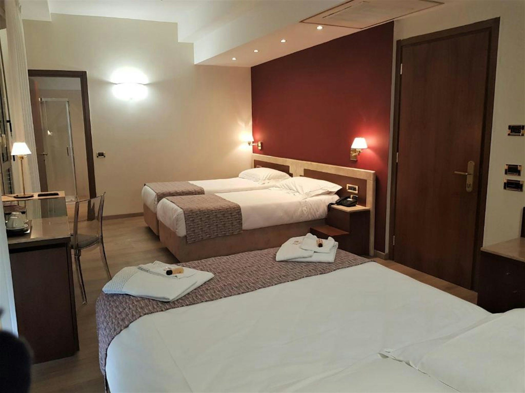 Astra Hotel 14/51