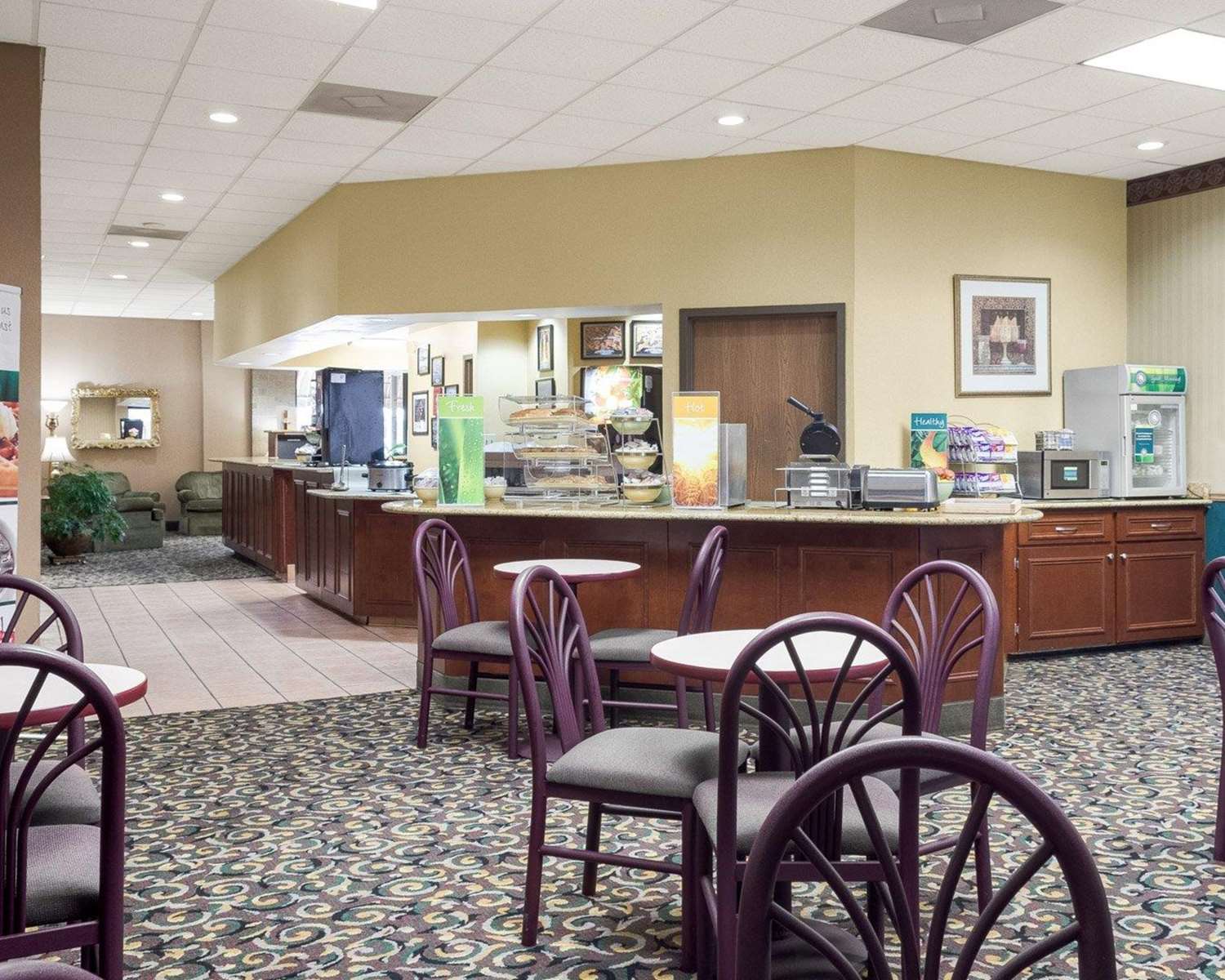 Quality Inn Columbus, MS 8/16
