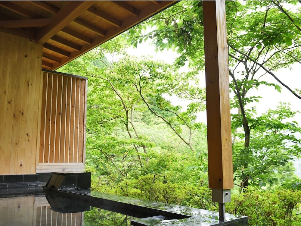 Livemax Resort Atami Forest 32/59