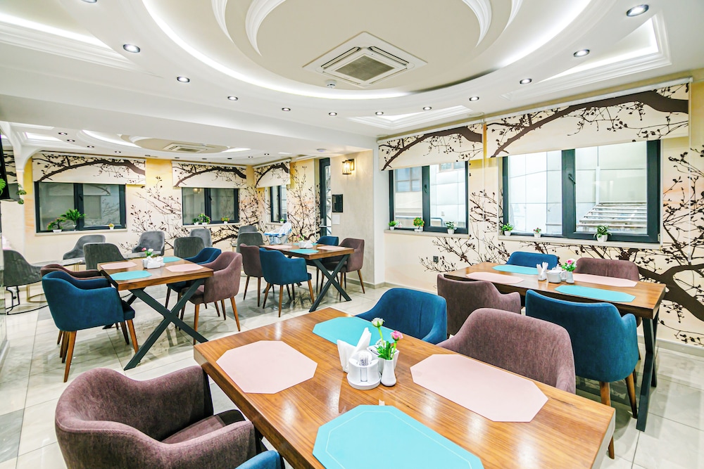 Essam Deluxe Hotel 39/50