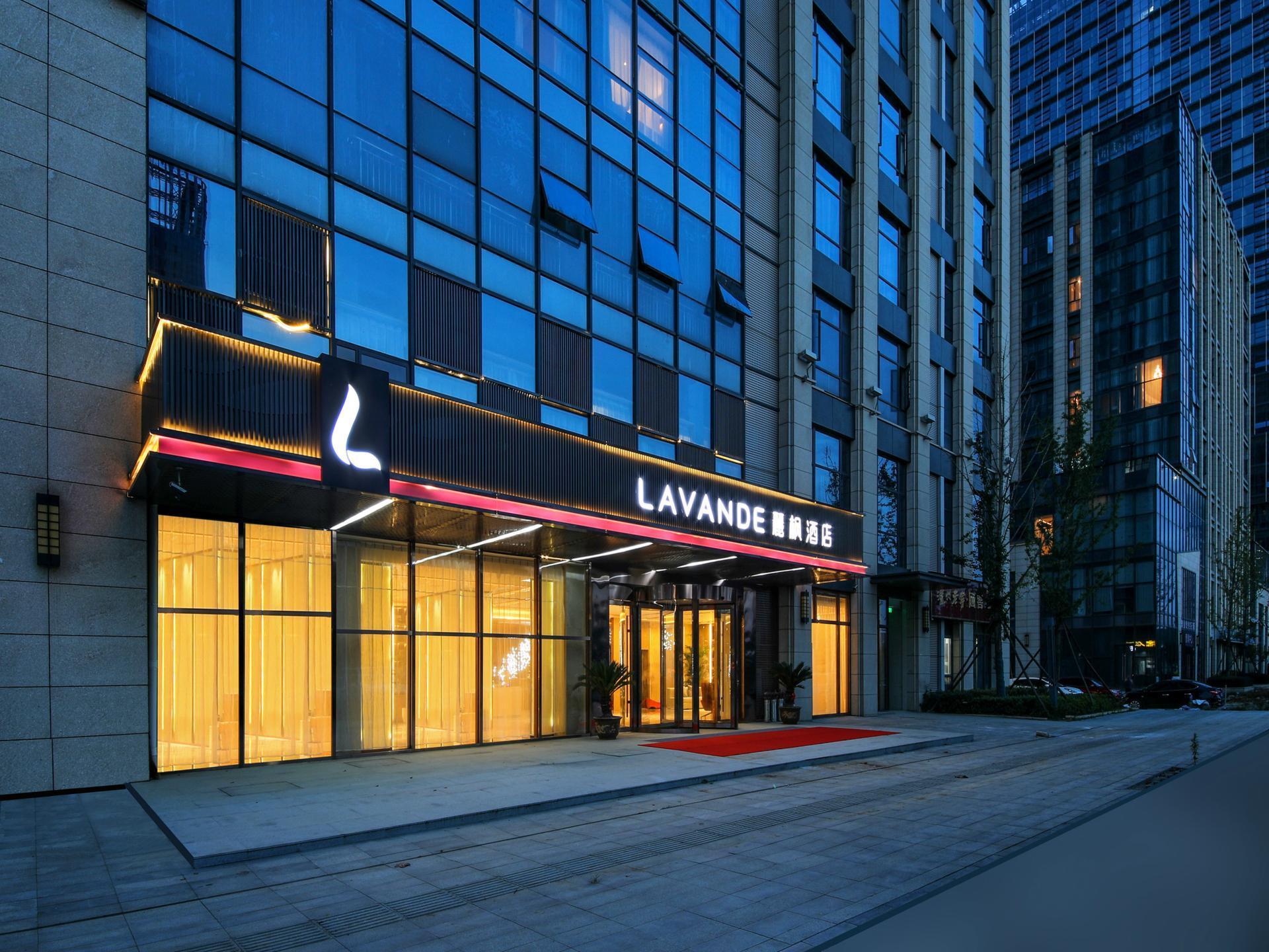 Lavande Hotel (Wuhan Optics Valley Technology Convention and Exhibition Center) 42/43