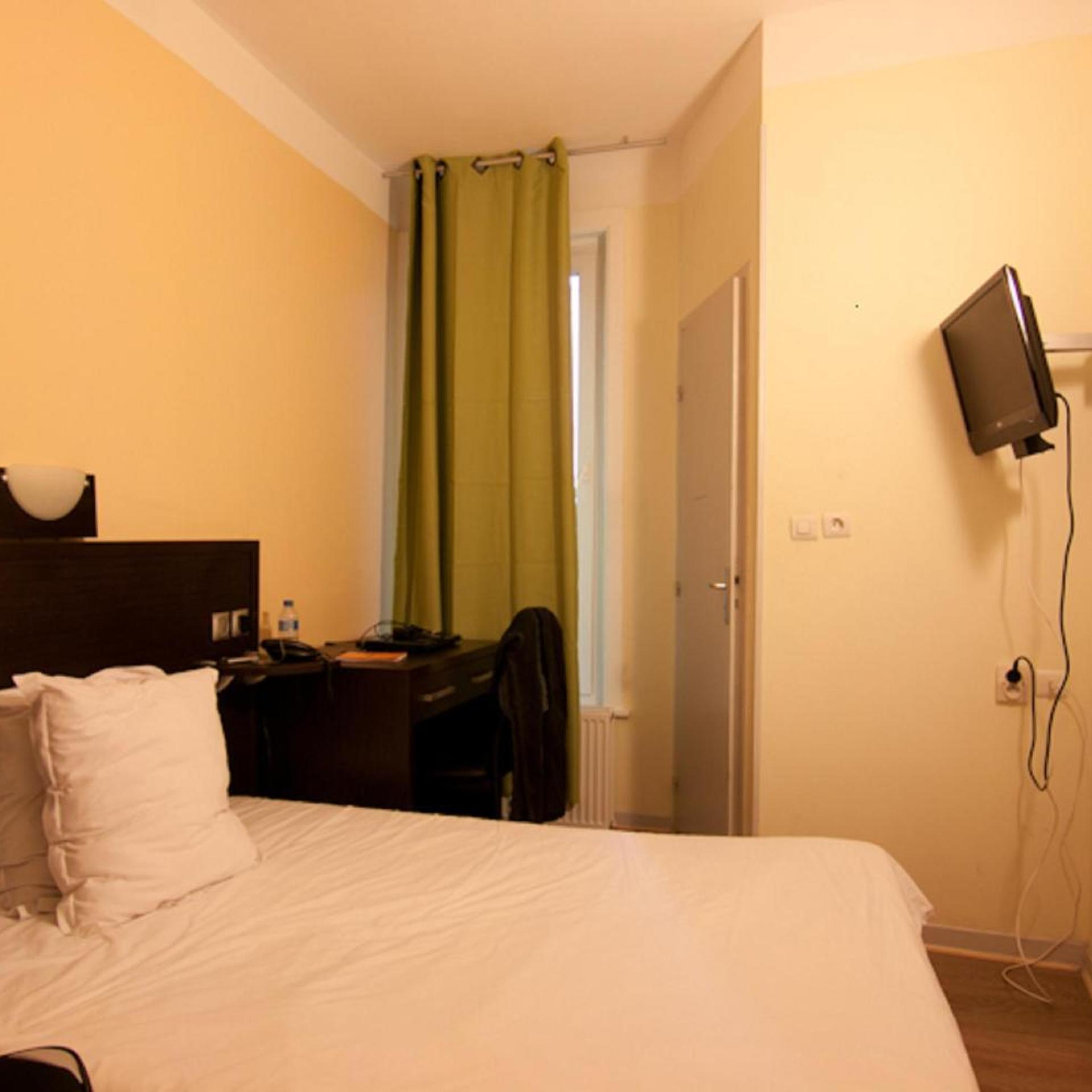 Hotel De Londres 12/29