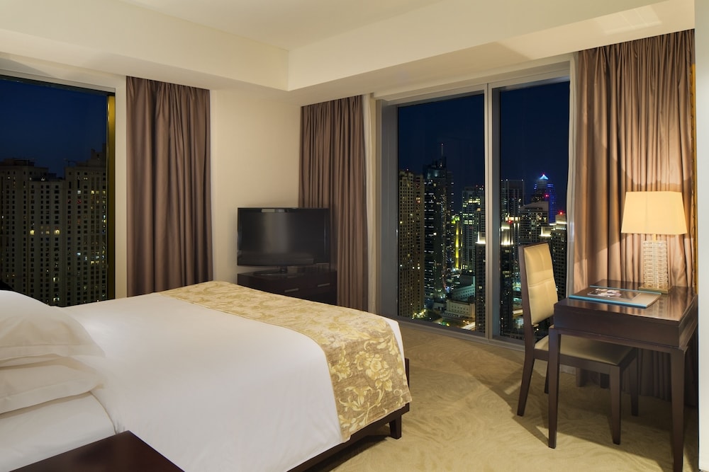 JW Marriott Hotel Marina 8/31