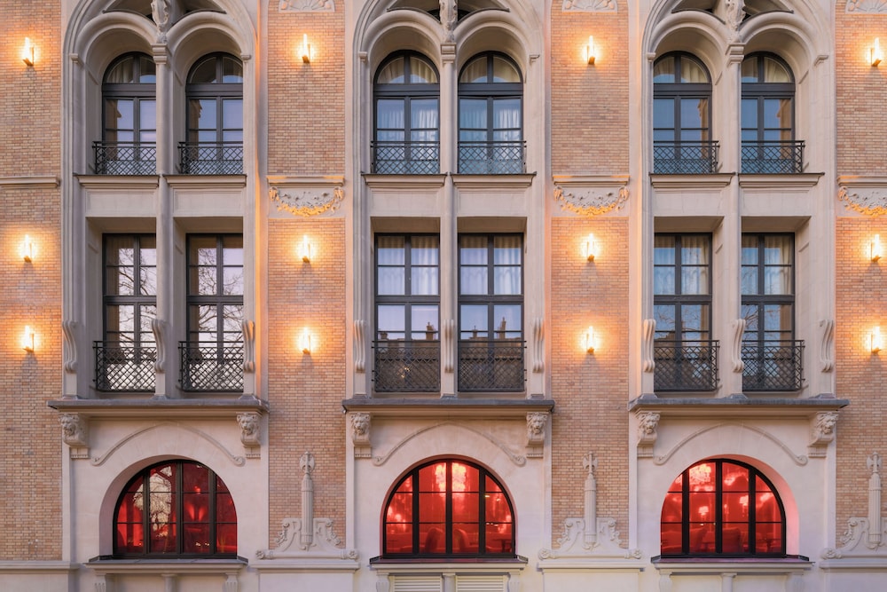 Sax Paris, LXR Hotels & Resorts 2/56