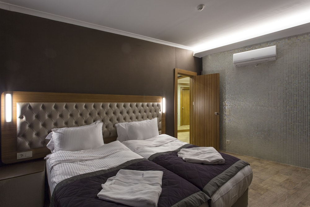 Michell Hotel - Adult Only 16/50