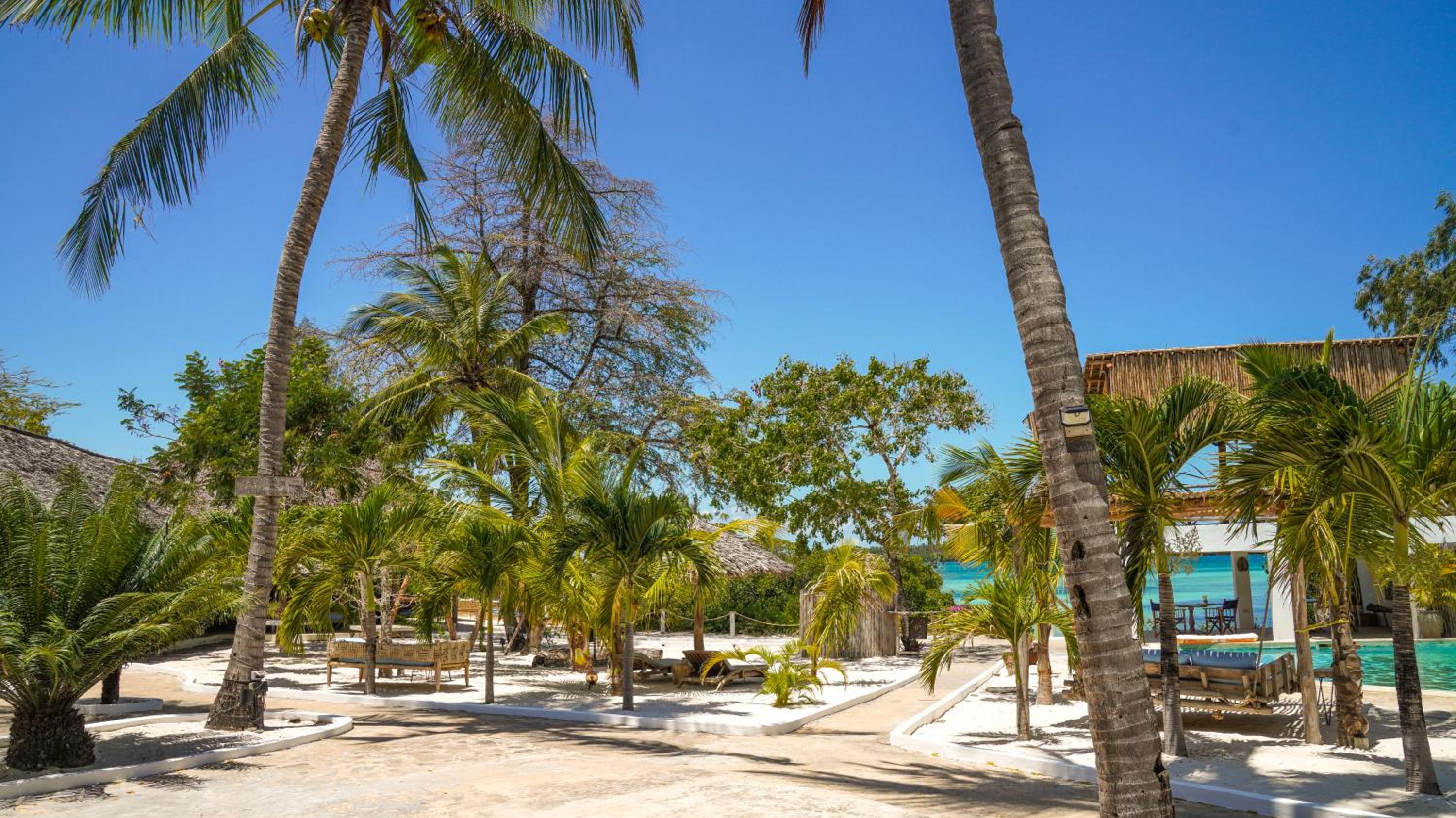 Merry Crab Cove Beach Resort 43/54