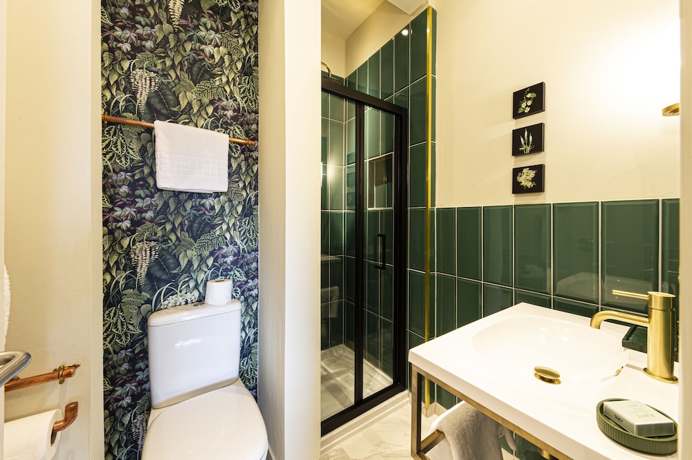 Escape Boutique B&B 63/68