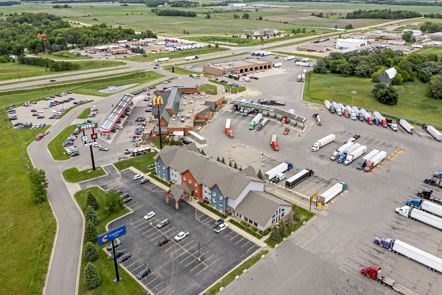 Comfort Inn Albert Lea at Trails Travel Center 36/42