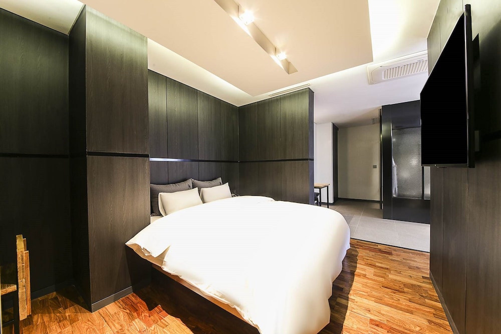 Yeoubi Hotel 21/61