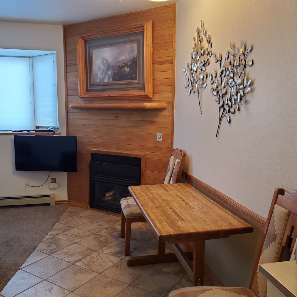 Swan Mountain Resort 28/62