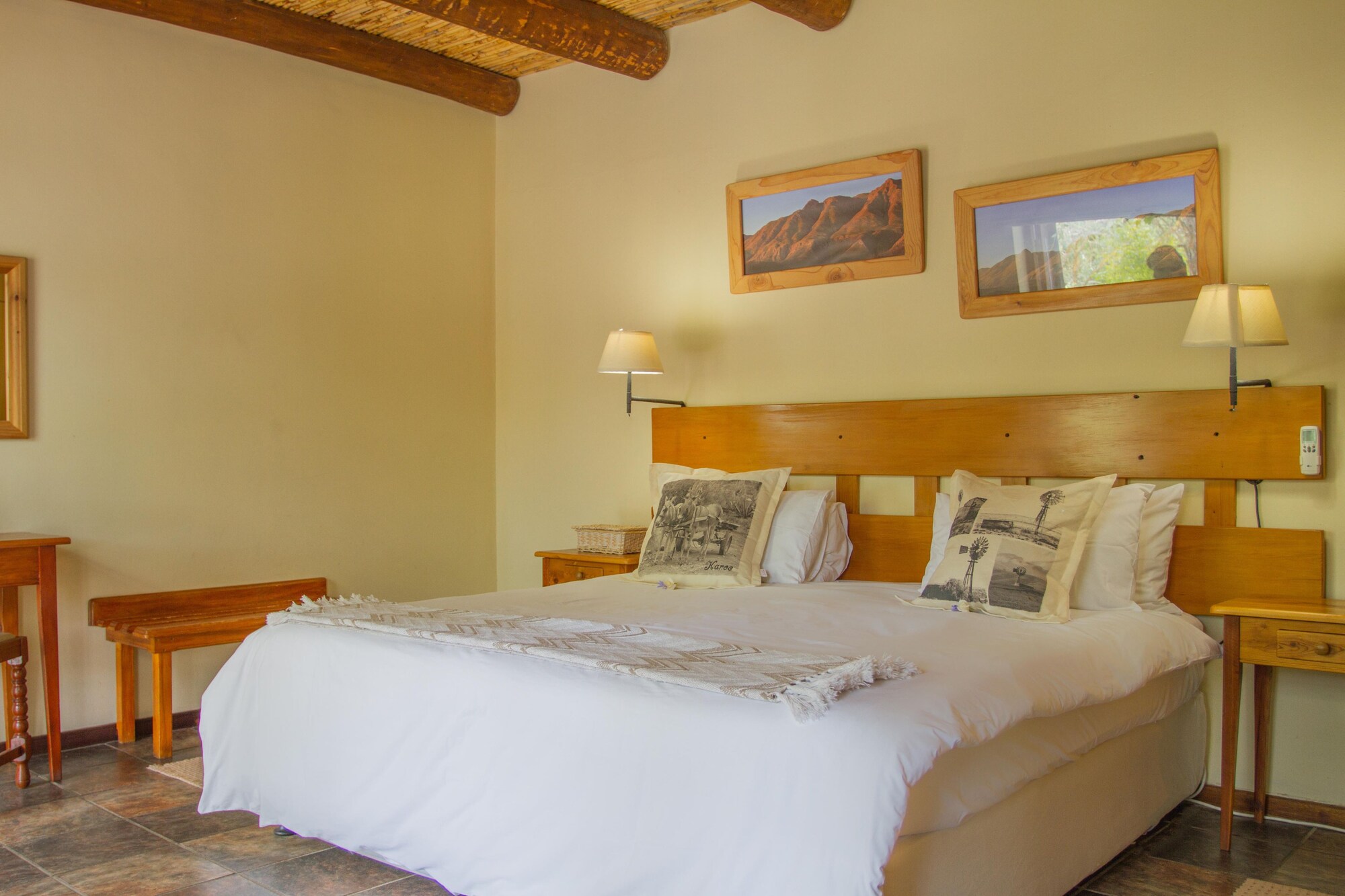 Semi Room, Luxury, King Bed