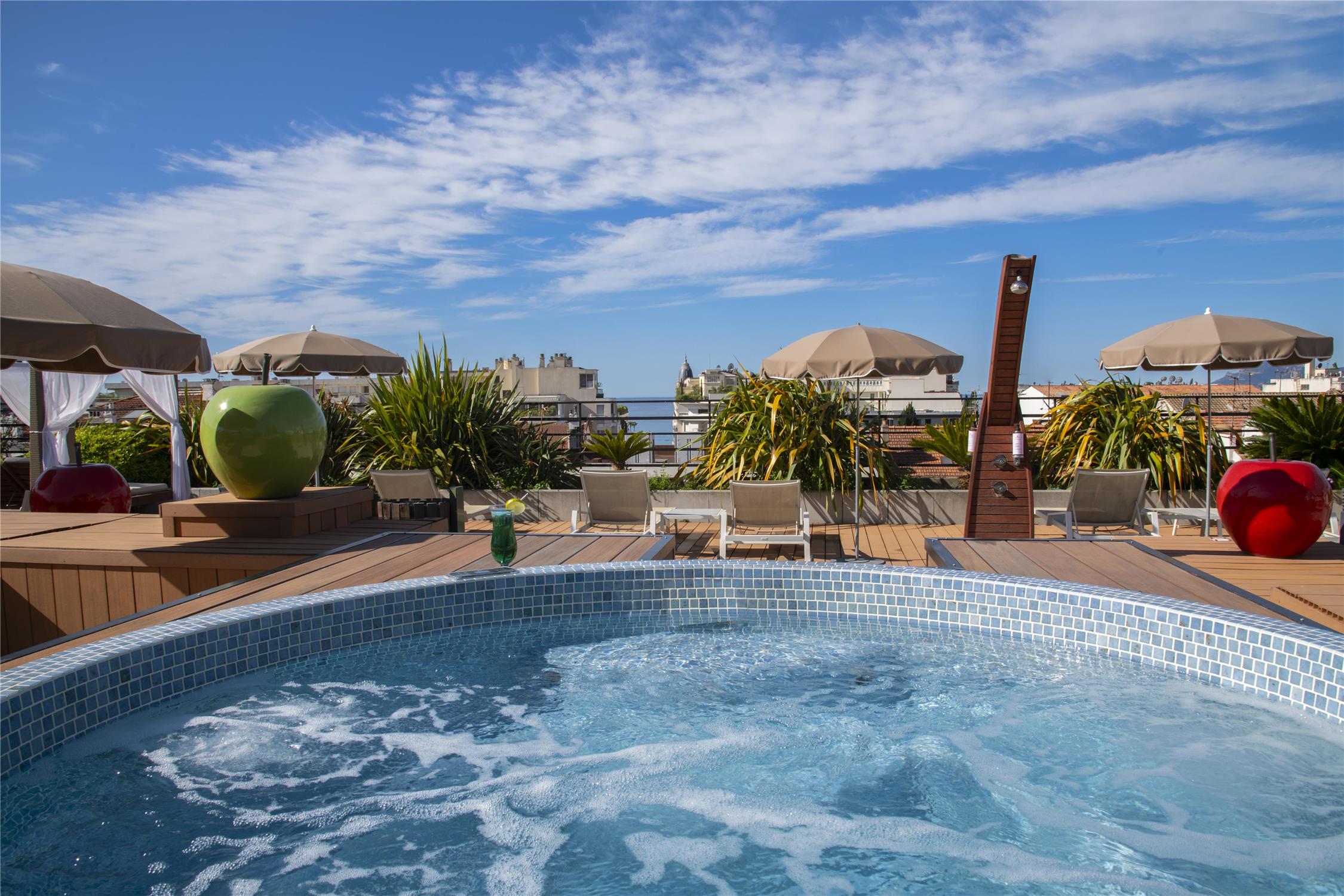 Best Western Premier Patio Des Artistes 15/15