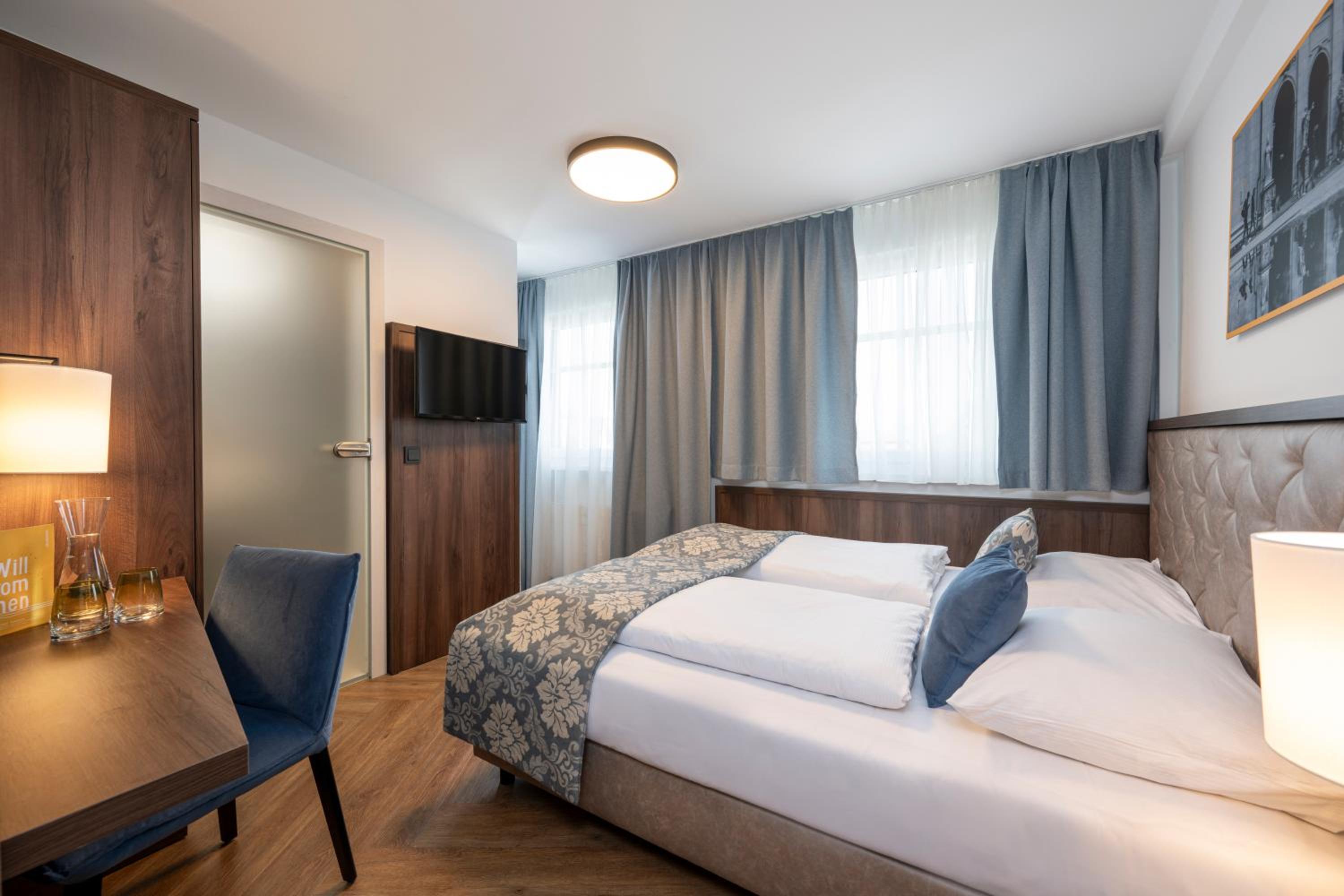 Cozy, Double Bed