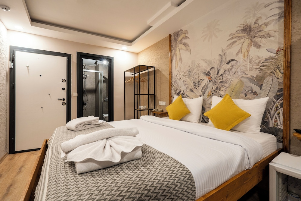 SAYEBAN GOLD HOTEL 22/65