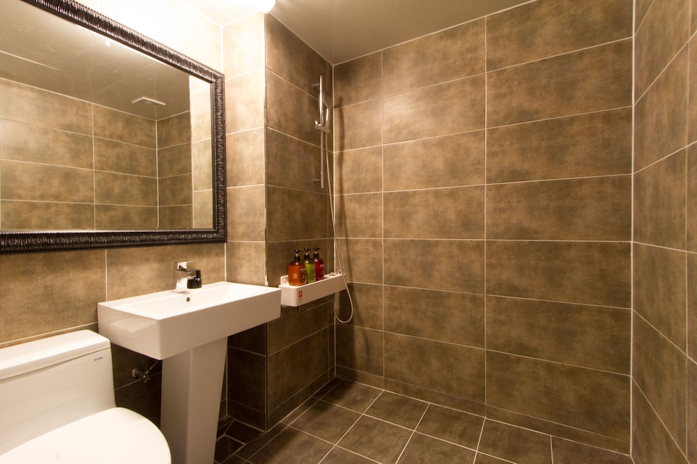 Ara Hotel 42/50
