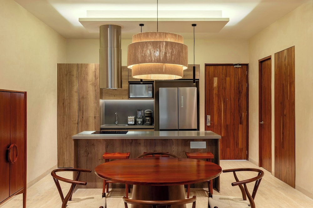 Bloom Tulum Apartments by Marriott 82/94