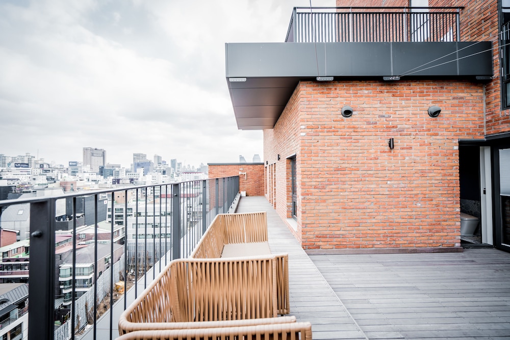 Patio 7 Hotel 6/71