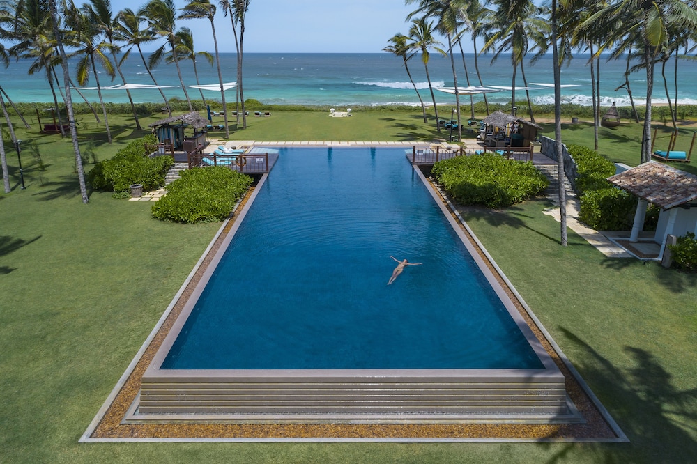 Shangri La Hambantota 21/67