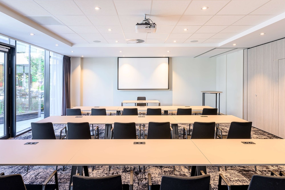 Park Inn by Radisson Antwerp Berchem 54/64