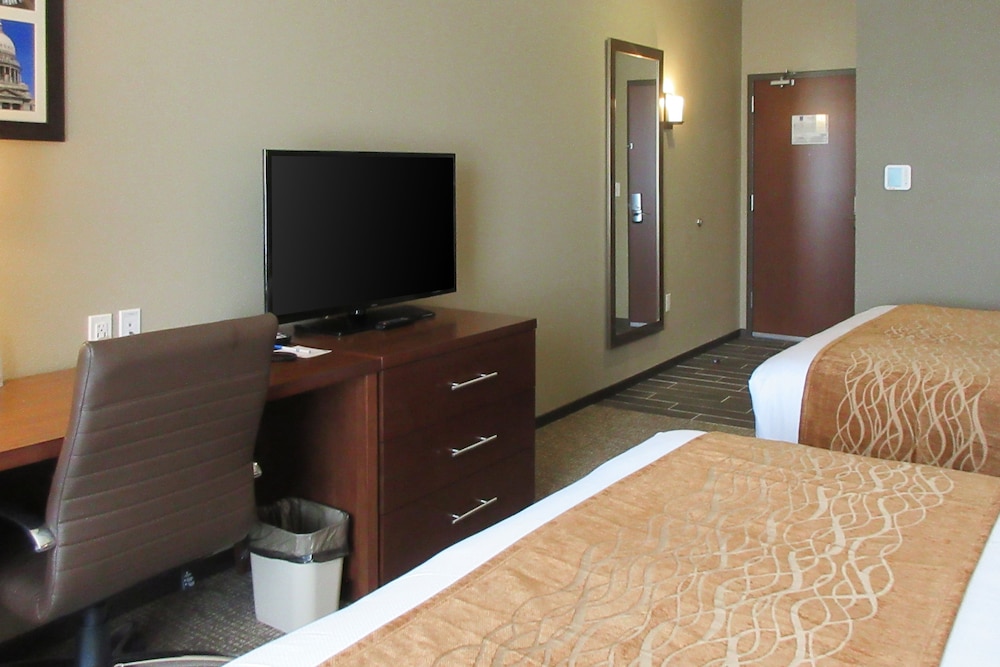 Comfort Inn & Suites Boise Airport 16/51