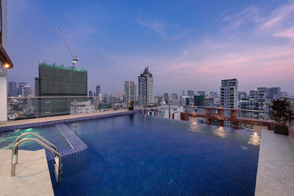 SOHO Residence 26/31