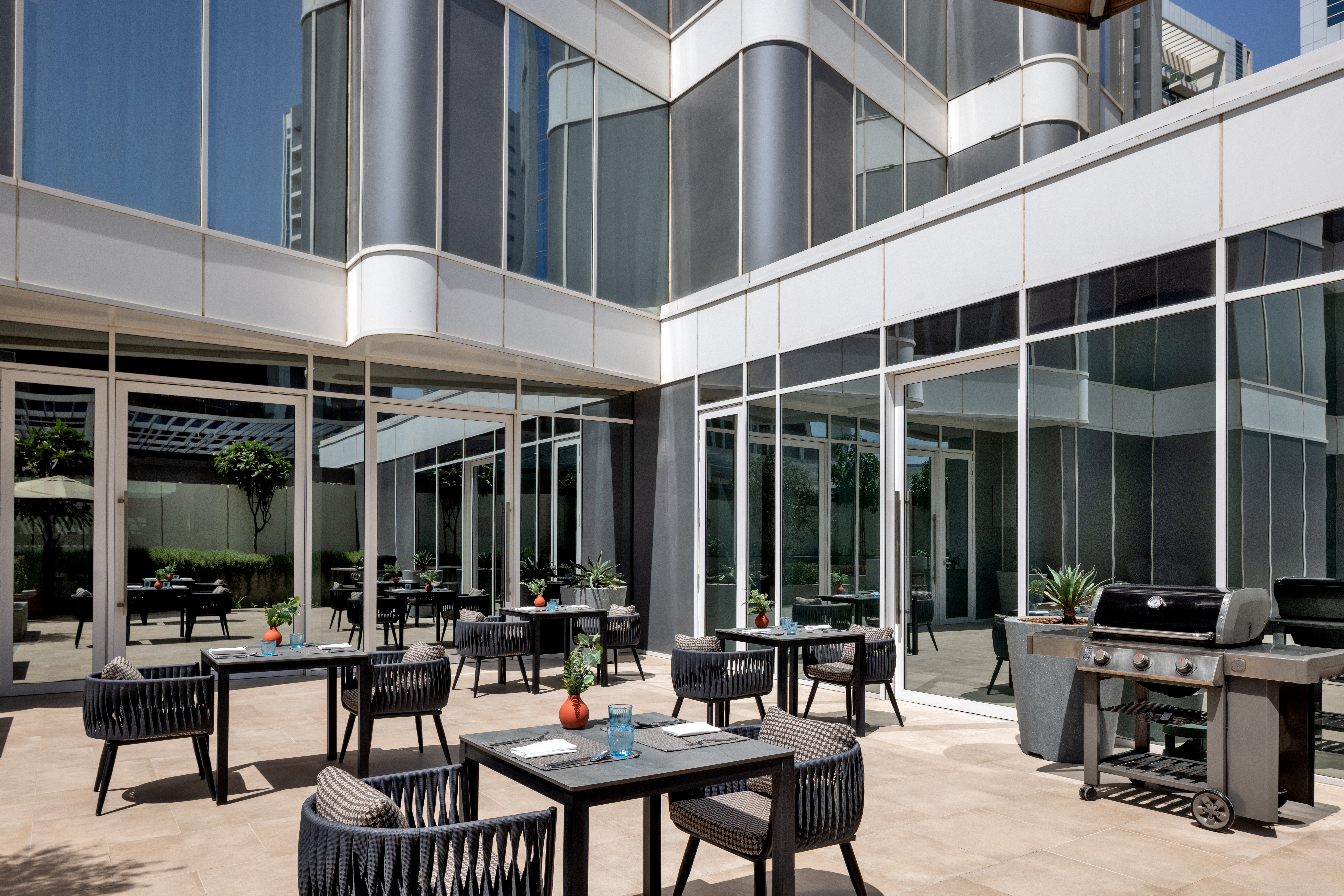 Staybridge Suites Dubai Business Bay 41/53
