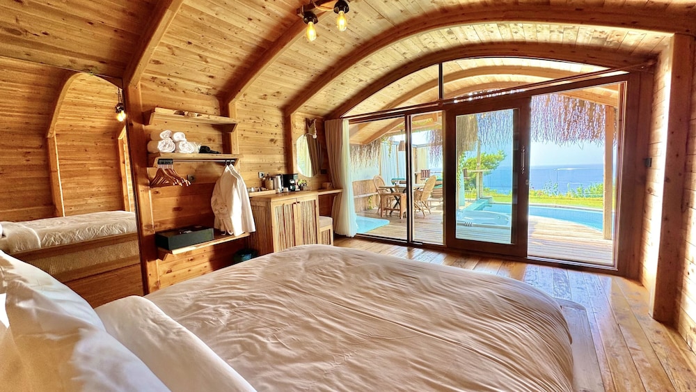 King Bed, Private Pool, Hot Tub