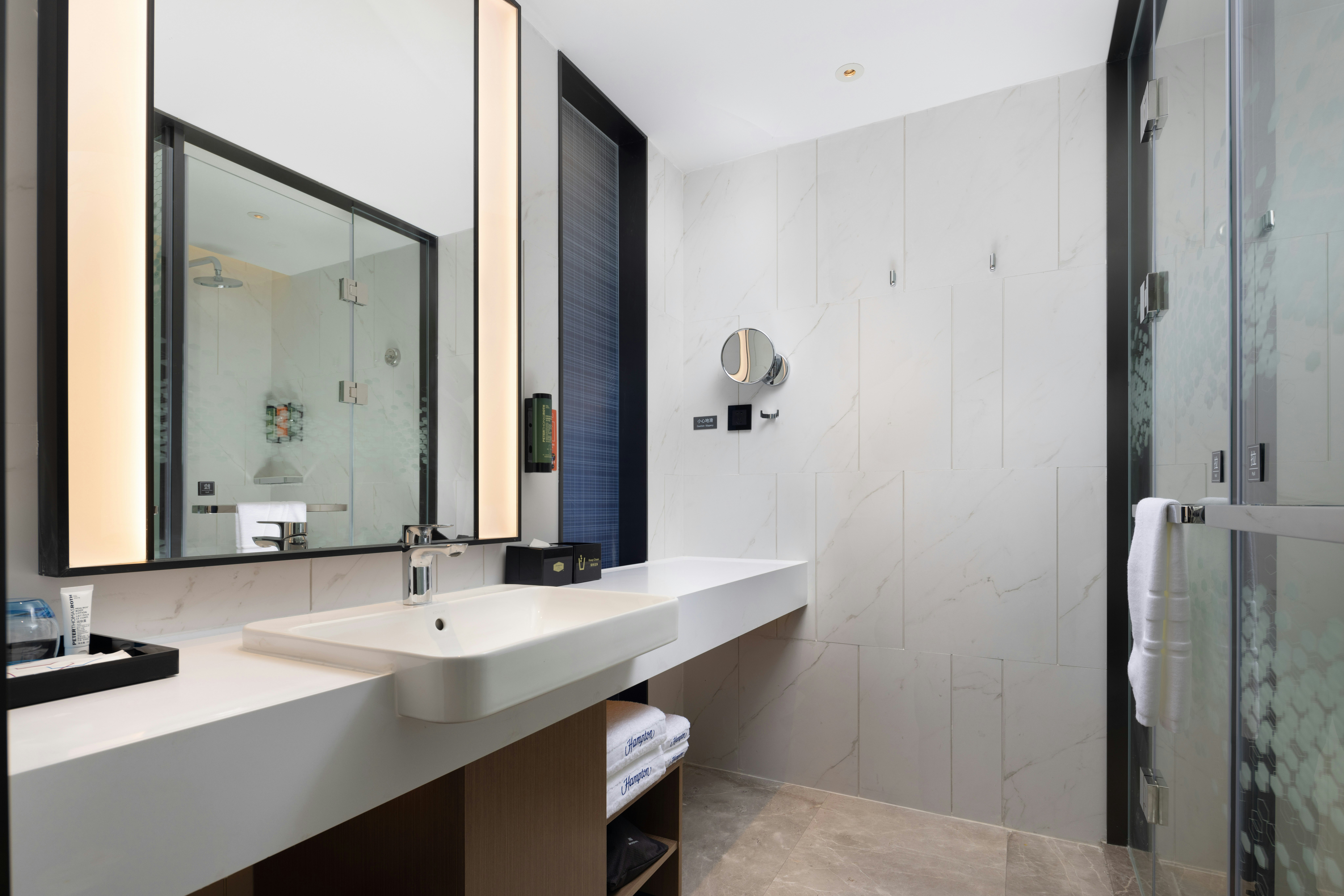 Hampton by Hilton Xian Sanqiao Subway Station 48/50