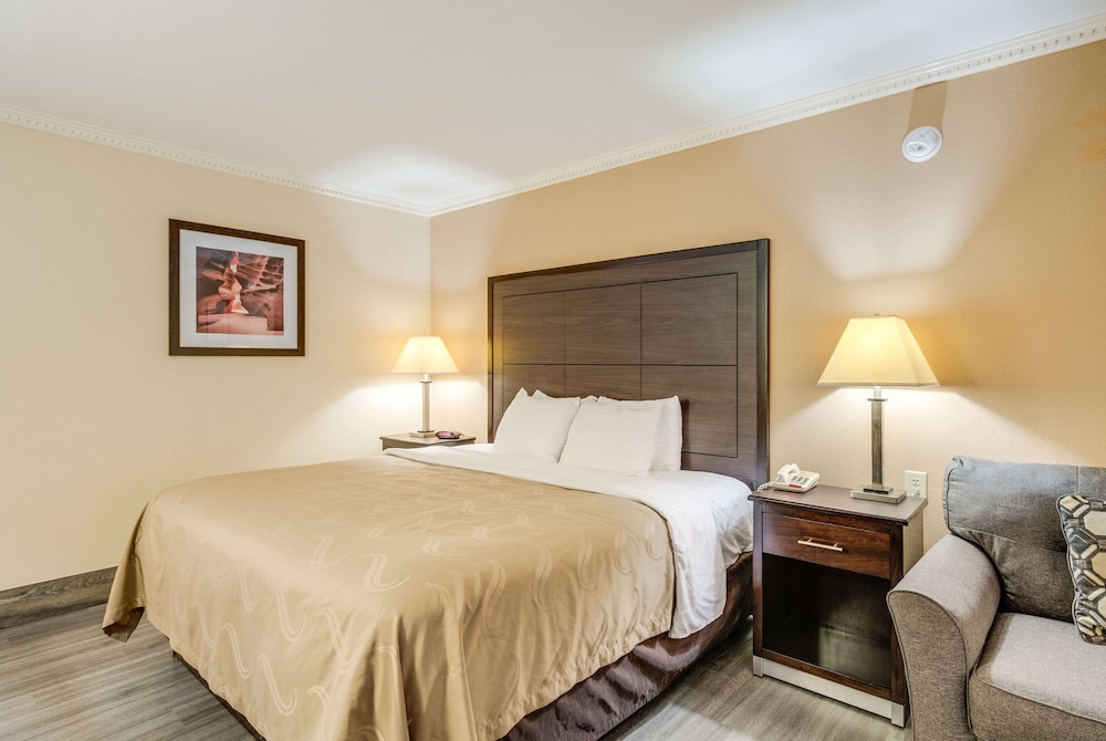 Quality Inn Ozona I-10 5/29