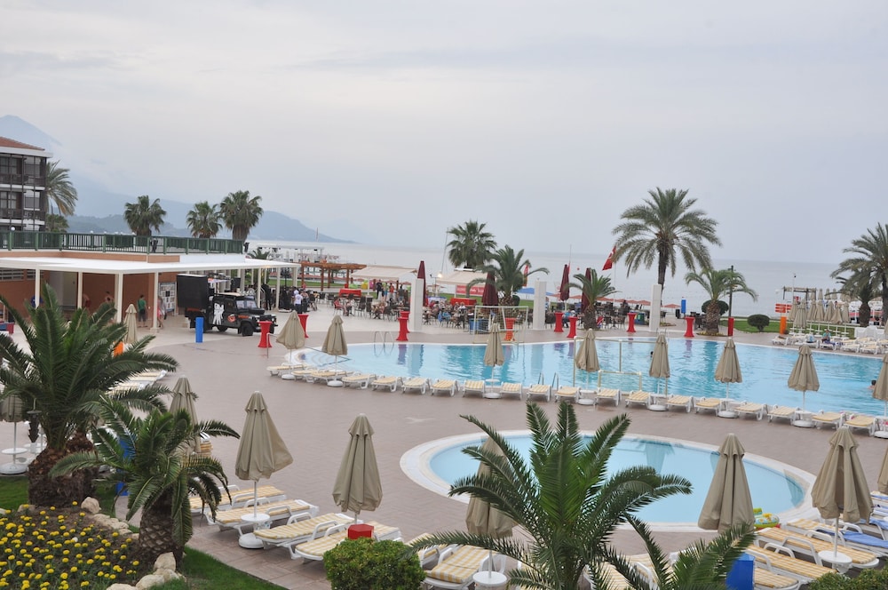 TT HOTELS HYDROS CLUB 7/93