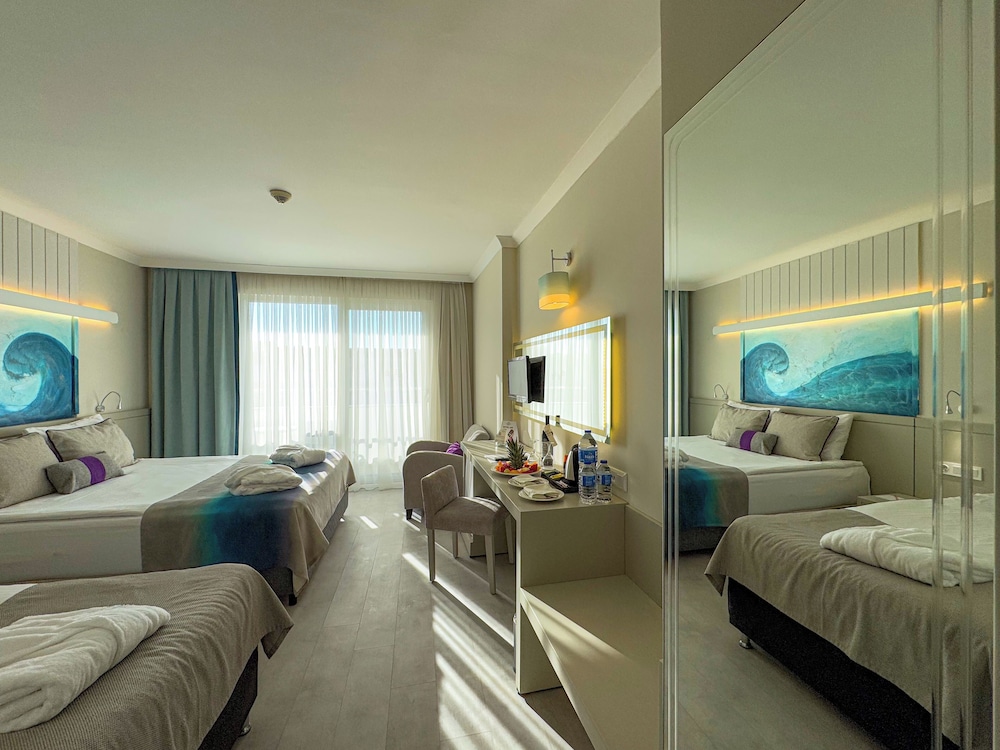 Standard, Double and Twin Beds, Mountain or Sea View