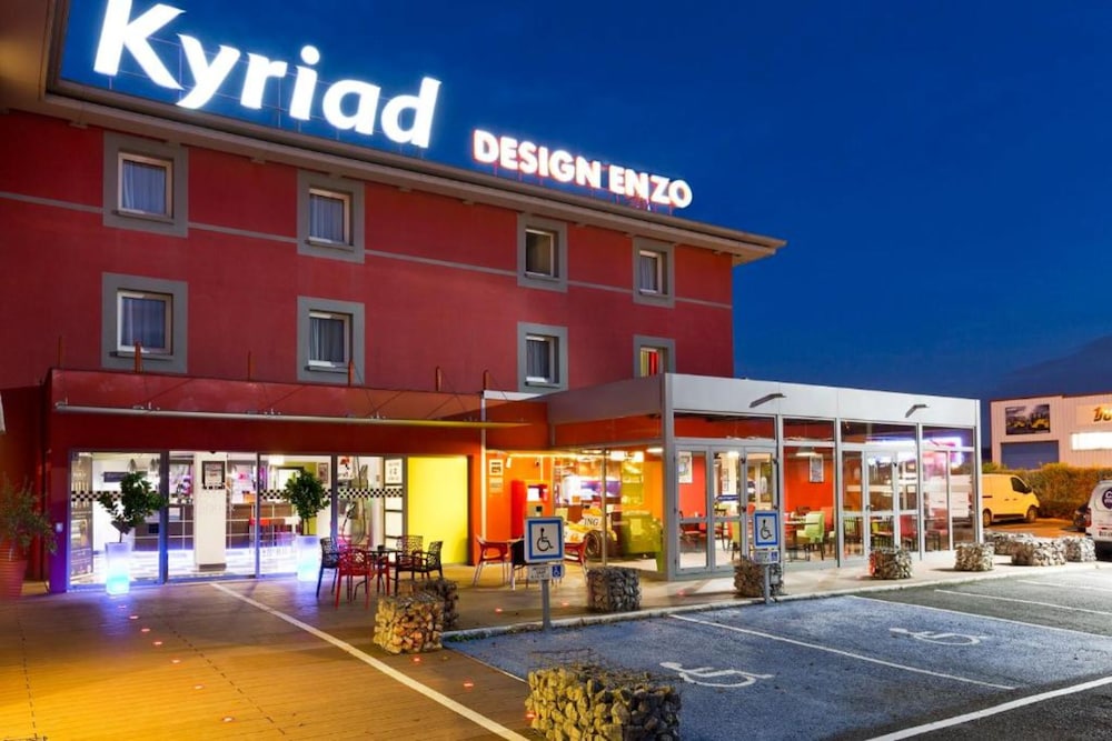 Enzo Hotels Reims Tinqueux By Kyriad Direct 1/24