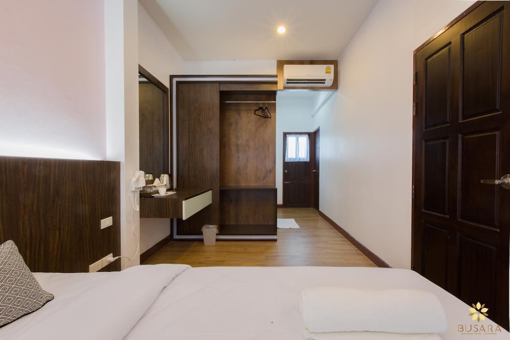 Busara Chiangmai Hotel 18/38