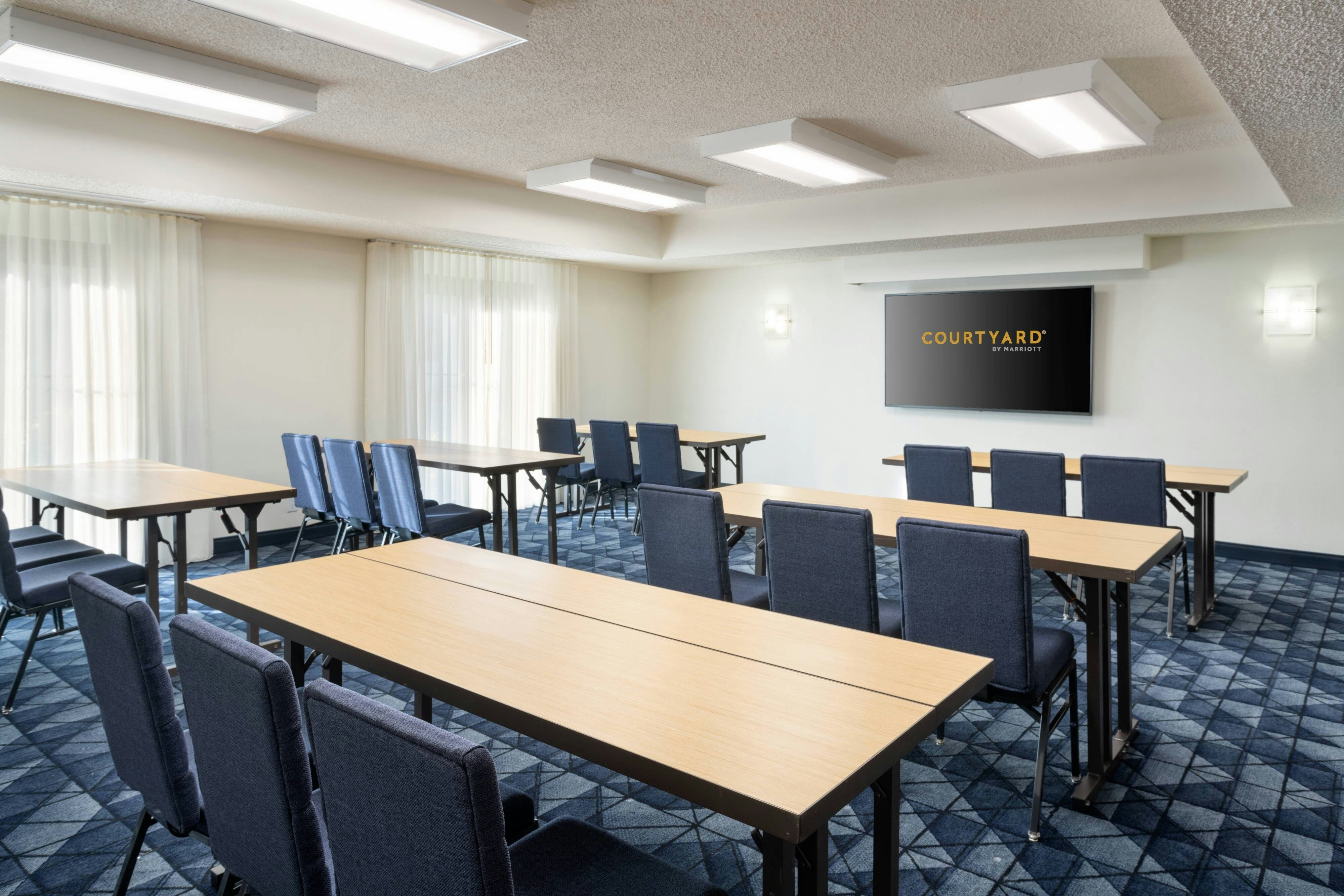 Courtyard Marriott St Petersburg Clearwater 8/10