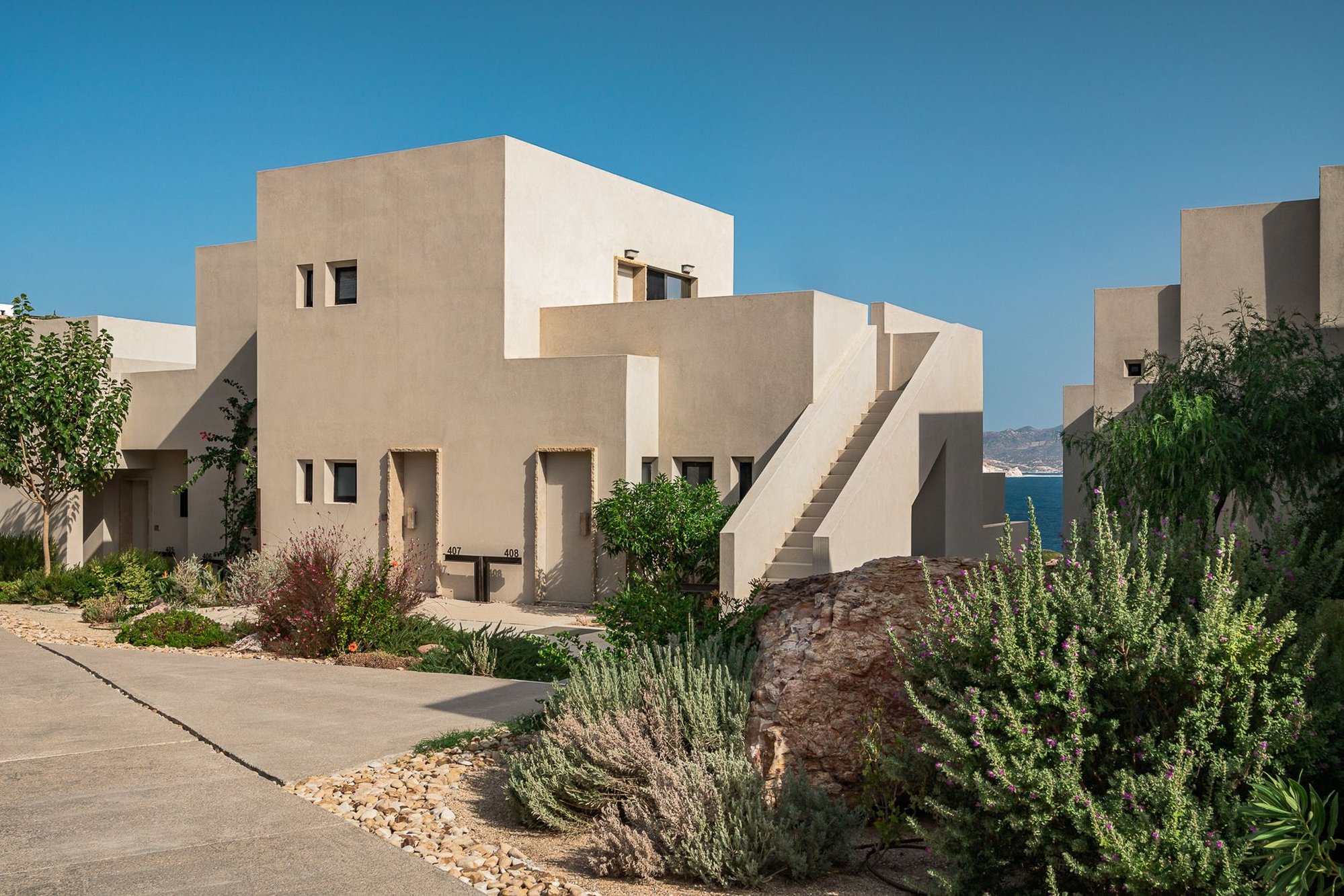 Milos Cove Hotel 38/43