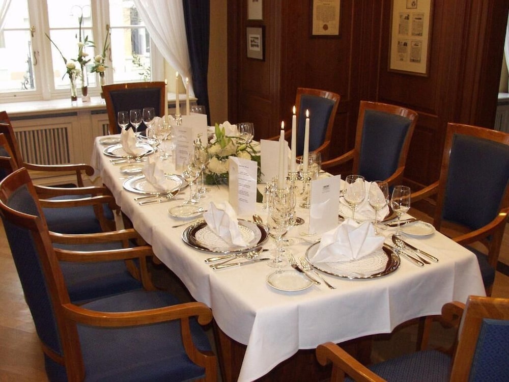 Geniesser Hotel Altes Gymnasium 33/50