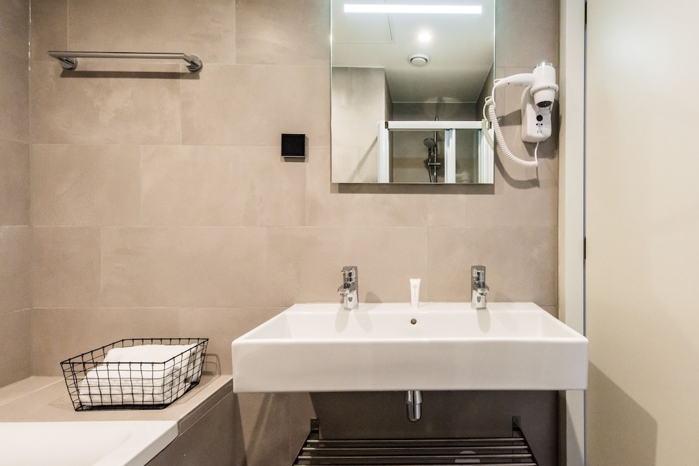 Short Stay Group Eastern Docklands Apartments 41/50