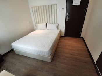 Standard, Double Bed, No View