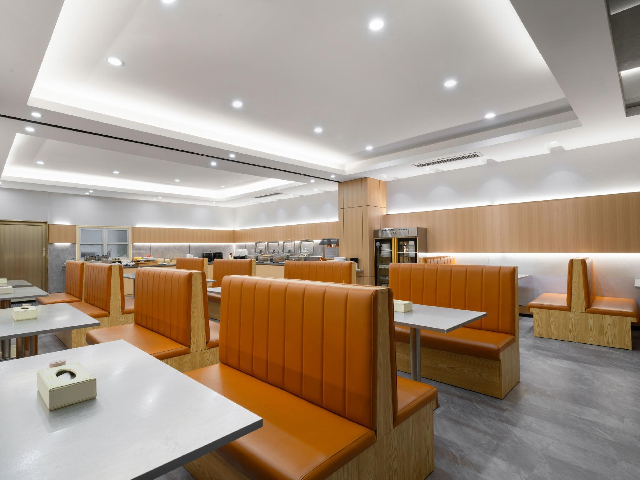Vienna Hotel (Huizhou Maidi) 30/32