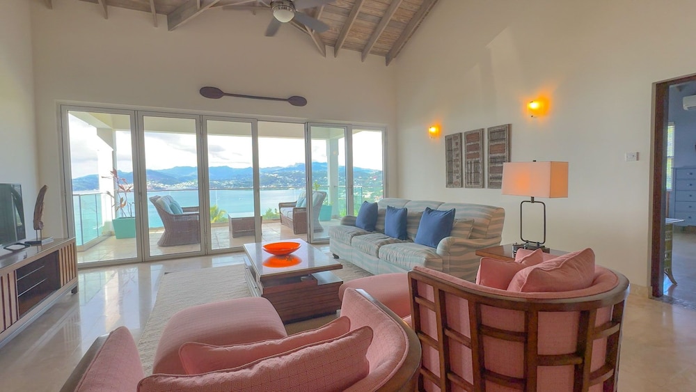 MOUNT CINNAMON GRENADA 29/50