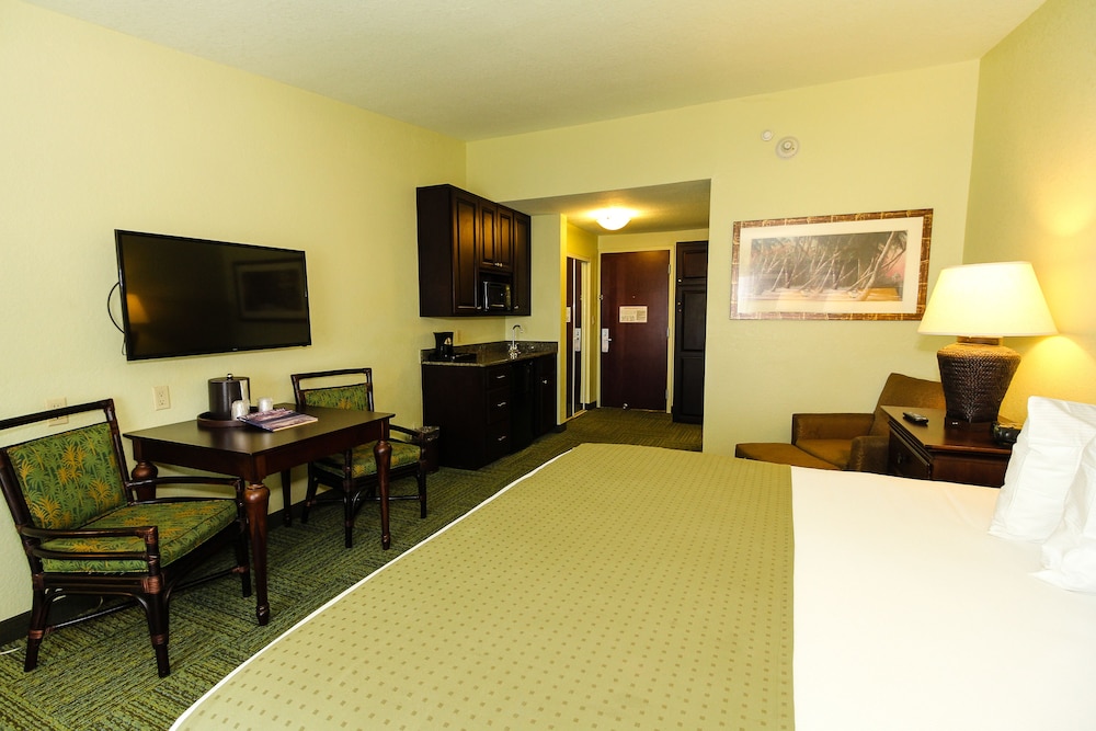 Treasure Bay Hotel and Marina 43/63