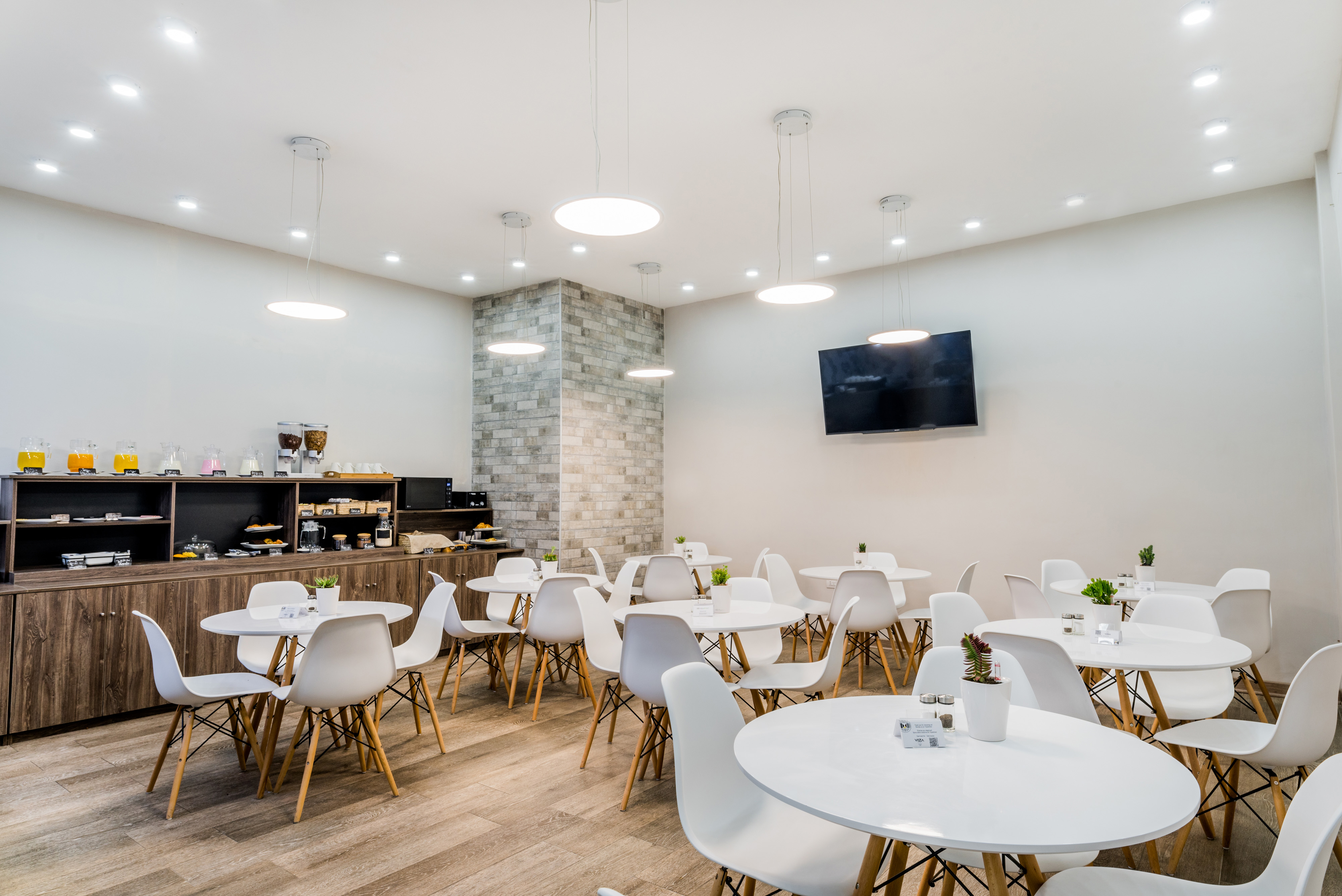 Hotel Viza 42/53