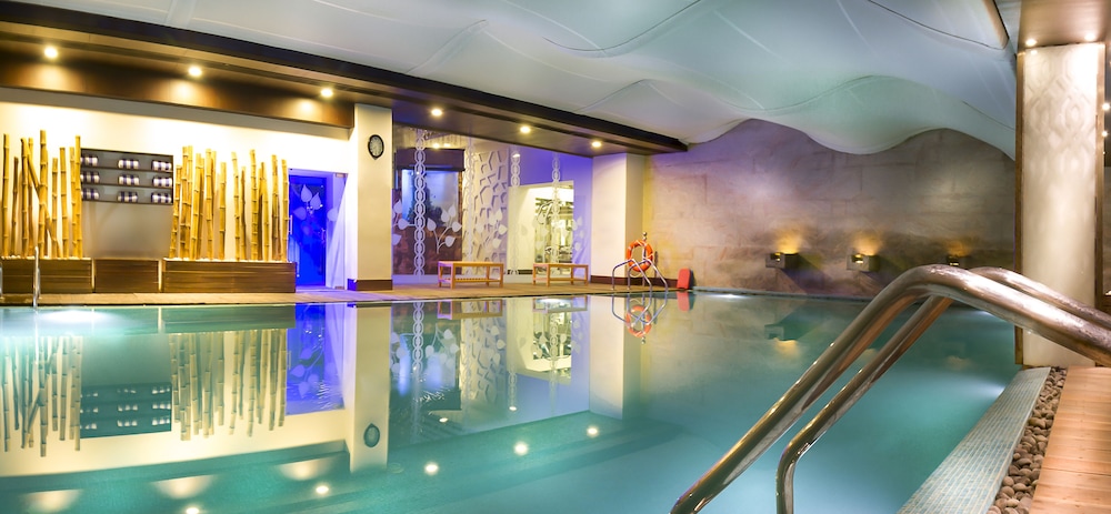 Grand Chennai By Grt Hotels Formerly Grt Grand in CHENNAI (MADRAS)