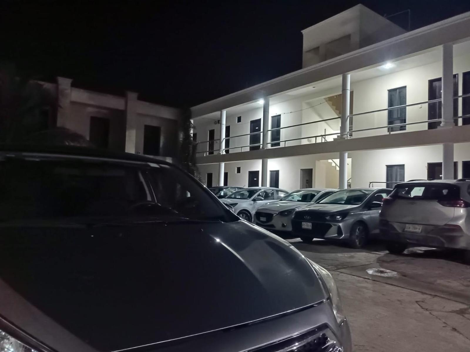 Hostal 230 28/38