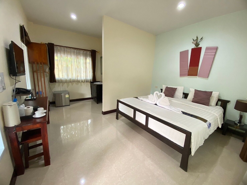 بنغل بسرير مزدوج، Park Pool Resort 2/10