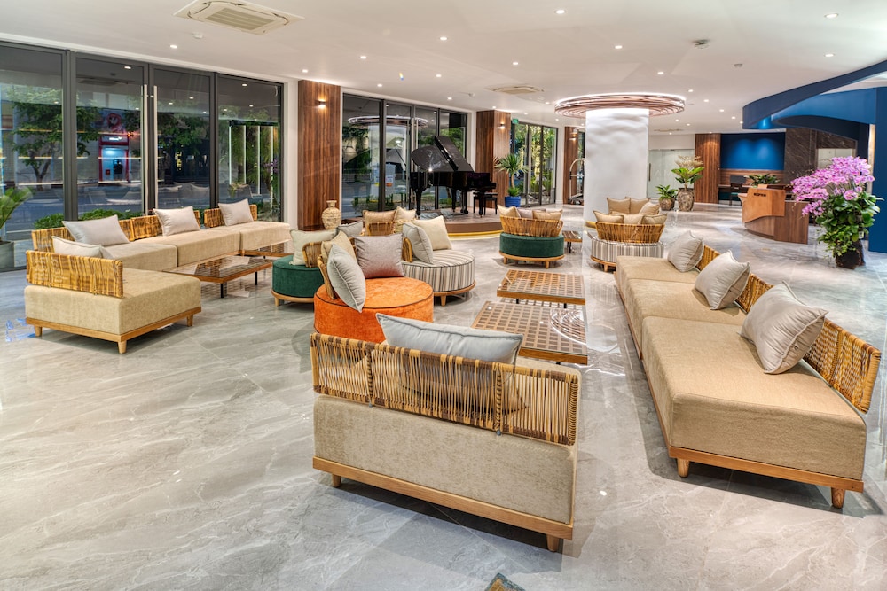 The Almin Hotel Halong 21/33