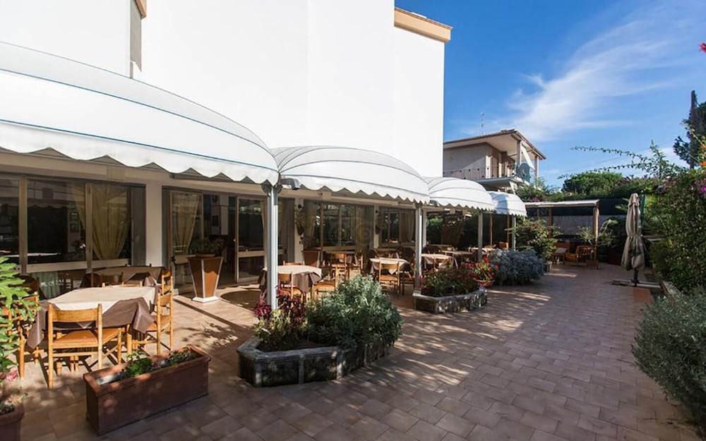 Hotel Anna 4/68