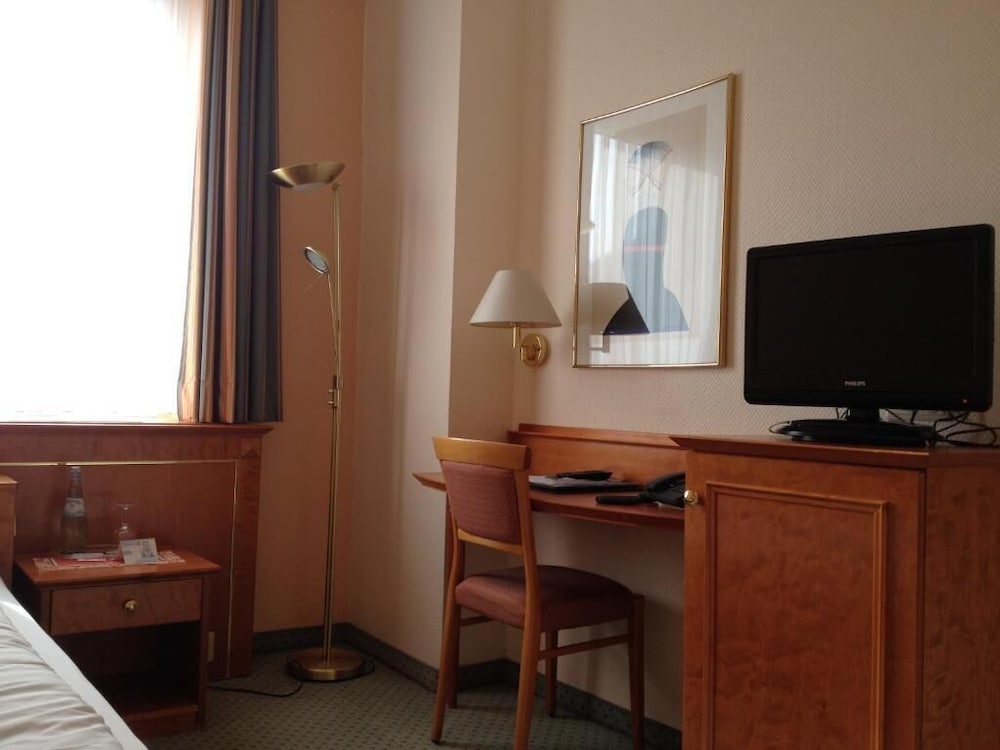 Hotel Niedersaechsischer Hof 34/75